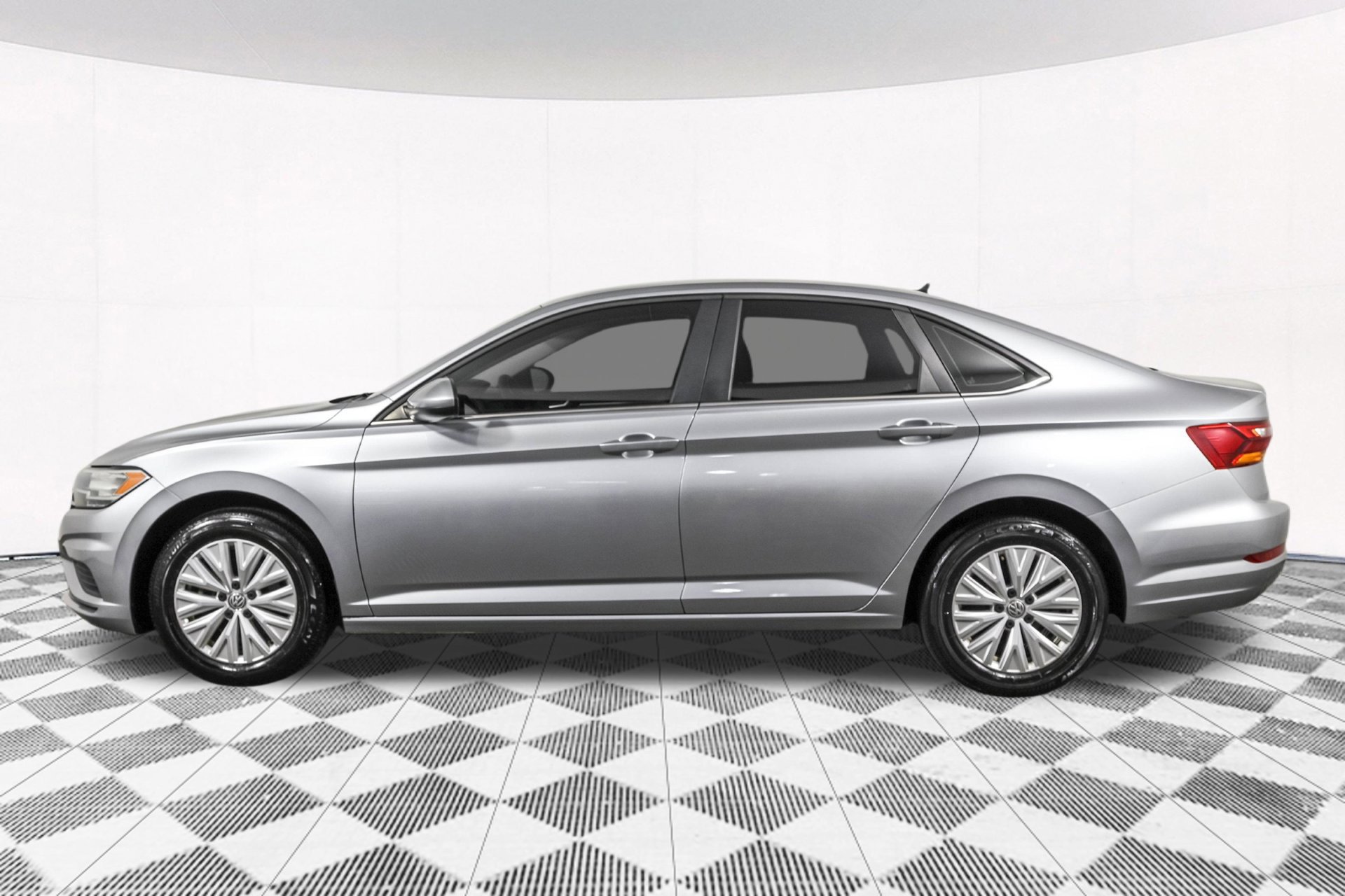 Used 2019 Volkswagen Jetta S w/ Driver Assistance Package FWD image 18