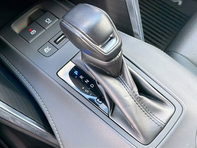 Used 2021 Toyota Venza Limited w/ Advanced Technology Package AWD/4WD image 18