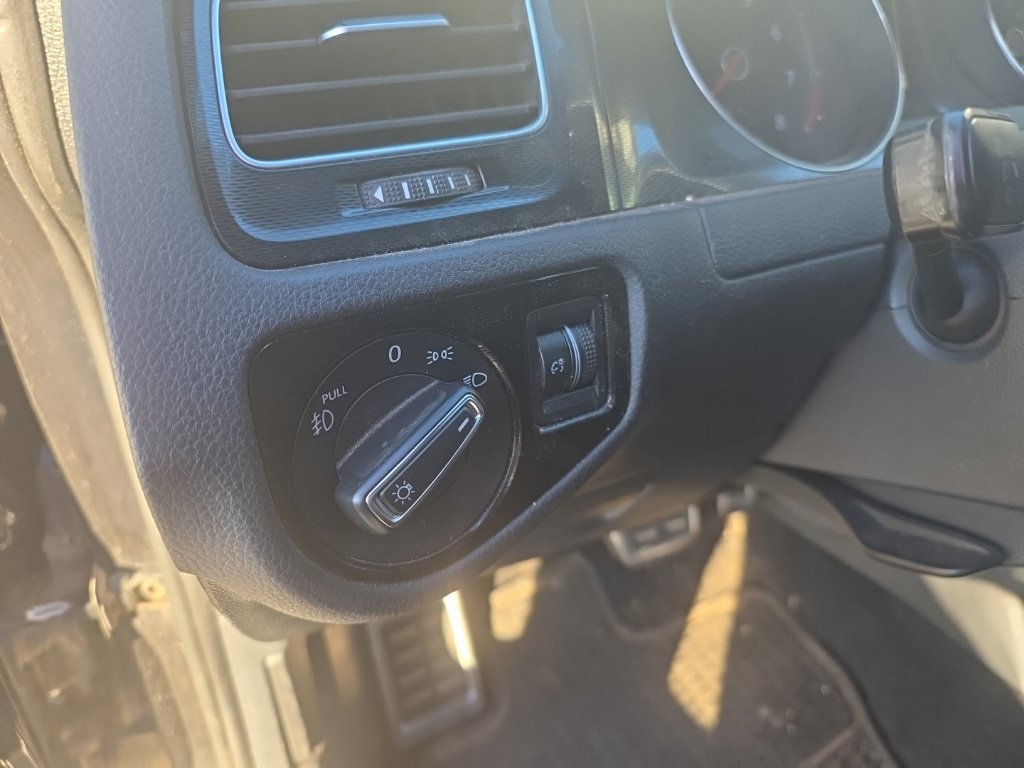 Used 2017 Volkswagen GTI S FWD image 13
