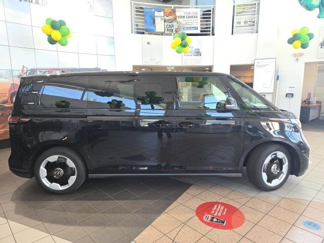 New 2025 Volkswagen ID. Buzz Pro S image 2