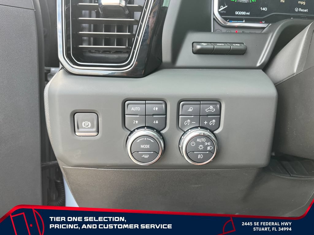 Used 2024 GMC Sierra 1500 AT4 w/ Technology Package AWD/4WD image 25