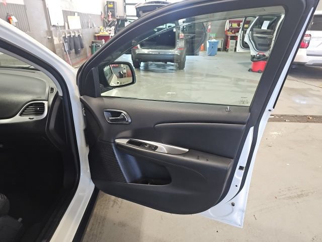 Used 2014 Dodge Journey American Value Package FWD image 26