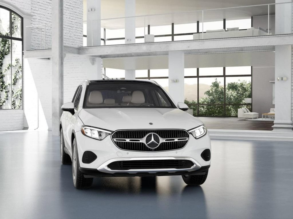 Certified 2025 Mercedes-Benz GLC 300 4MATIC image 8