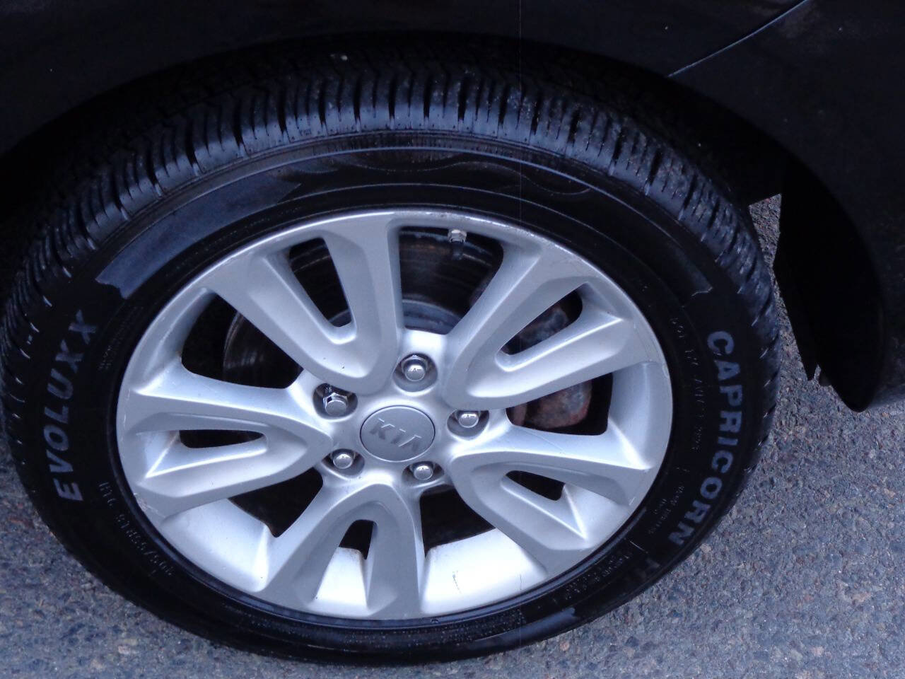 Used 2013 Kia Soul + image 9