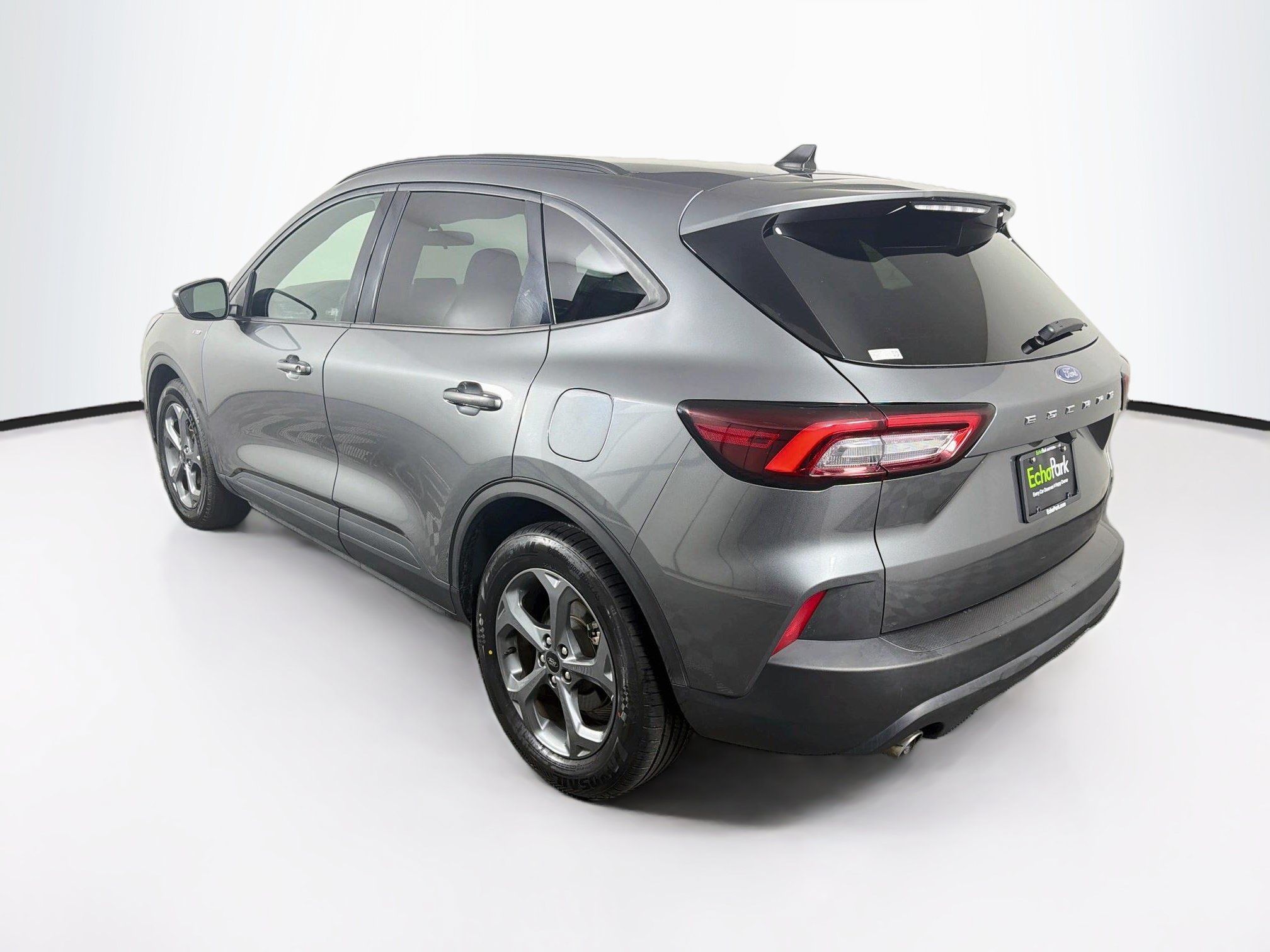Used 2025 Ford Escape ST-Line FWD image 5