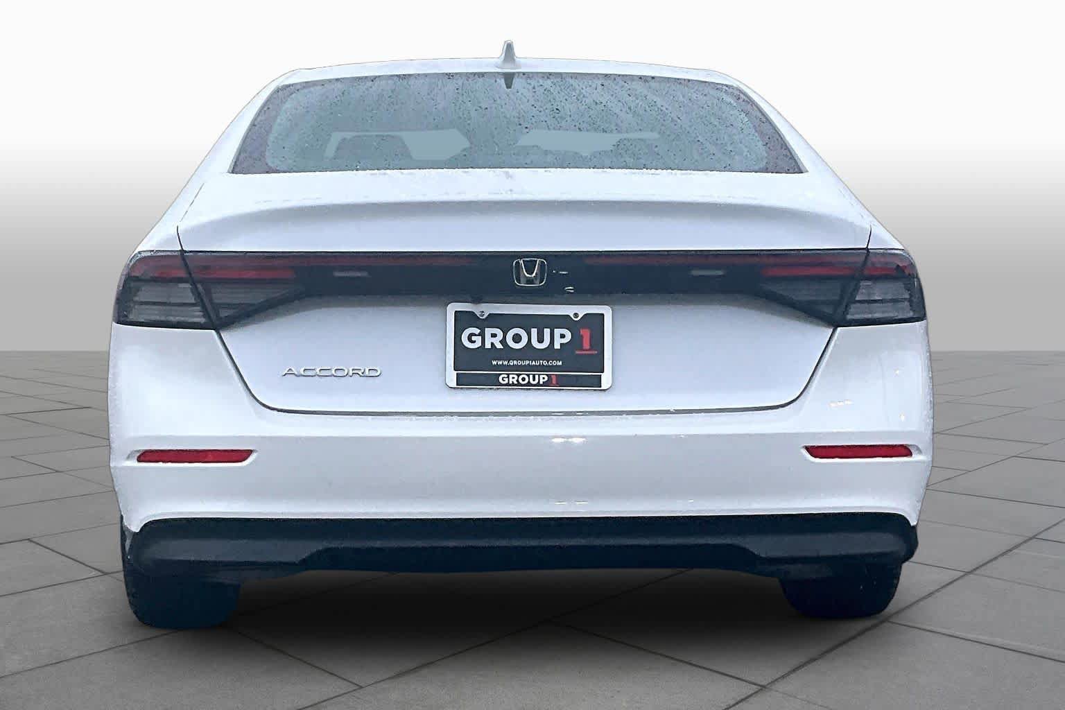 Used 2023 Honda Accord EX image 5