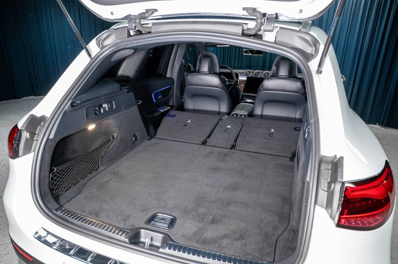 Certified 2026 Mercedes-Benz GLC 300 image 7