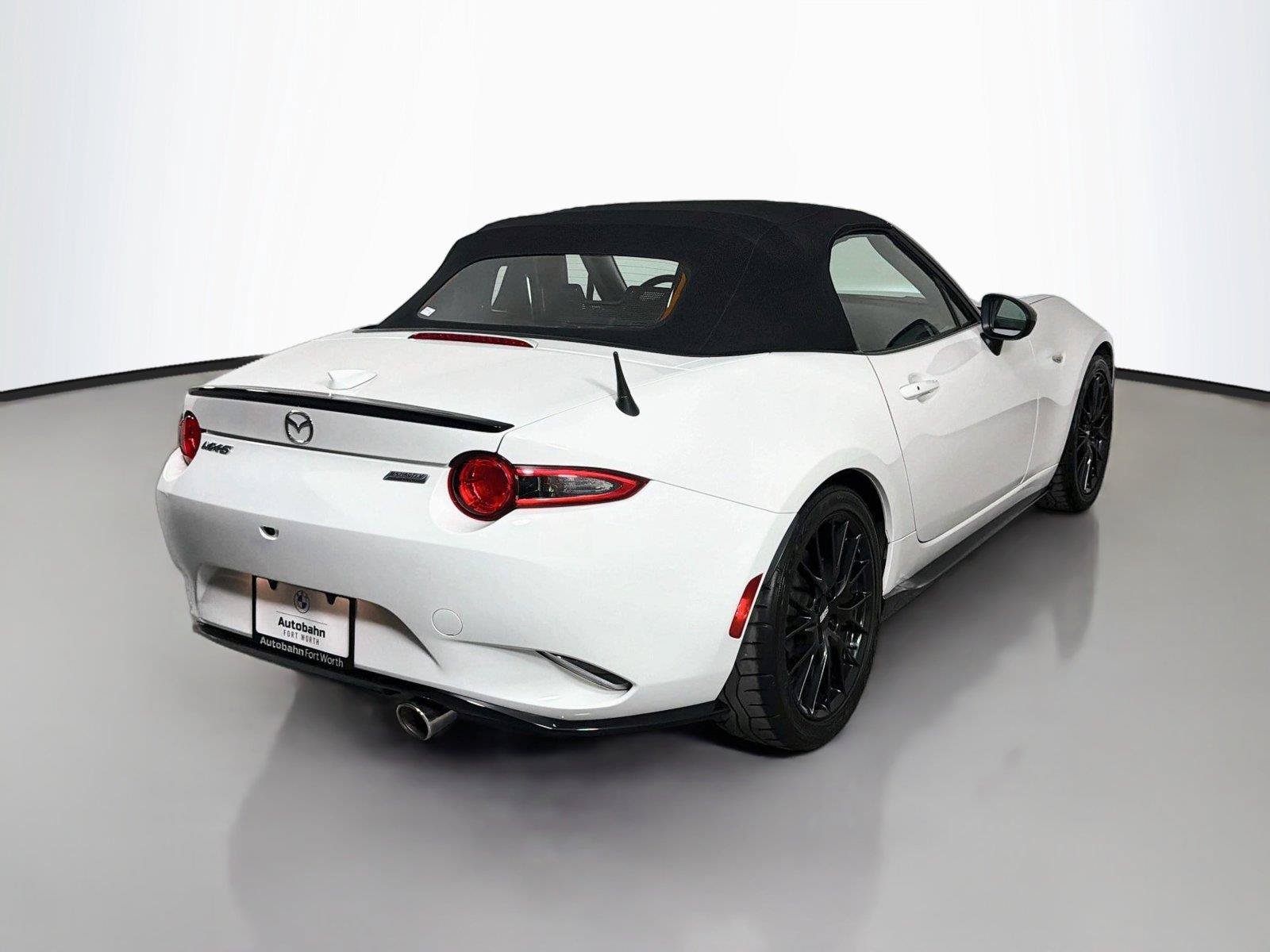 Used 2019 MAZDA MX-5 Miata Club w/ Brembo/BBS Recaro Package RWD image 5