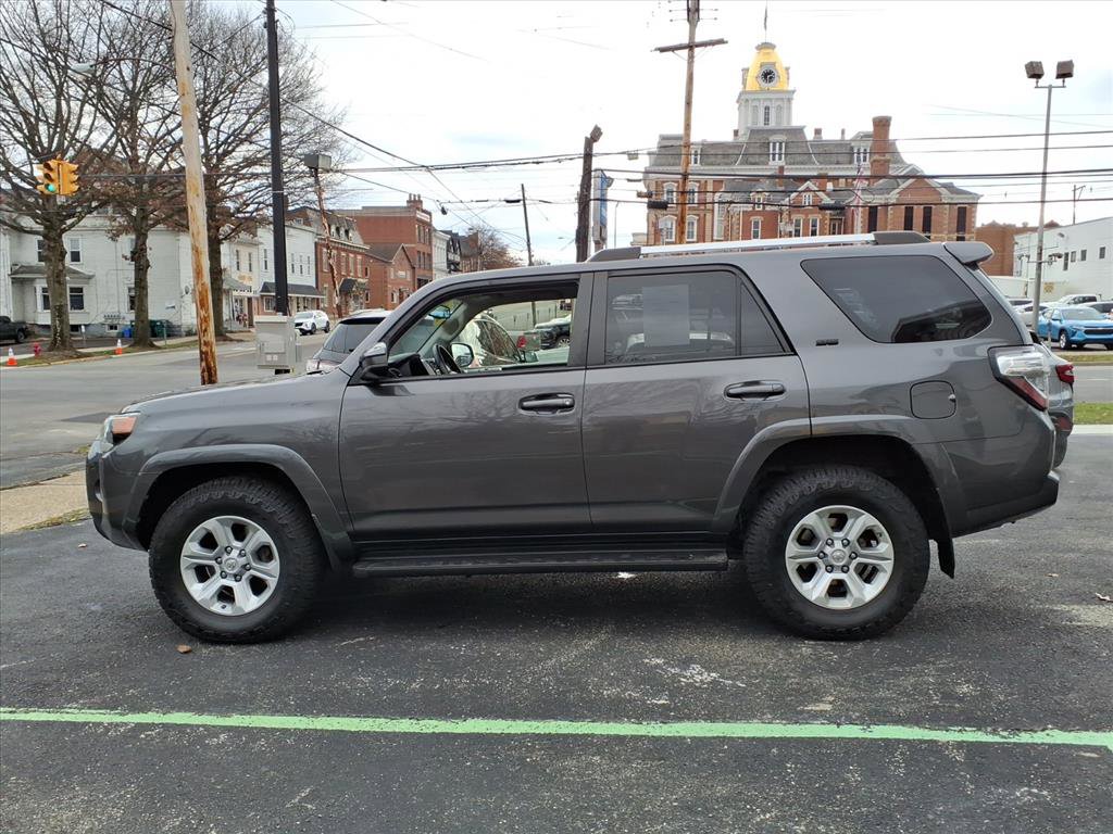 Used 2020 Toyota 4Runner SR5 image 7