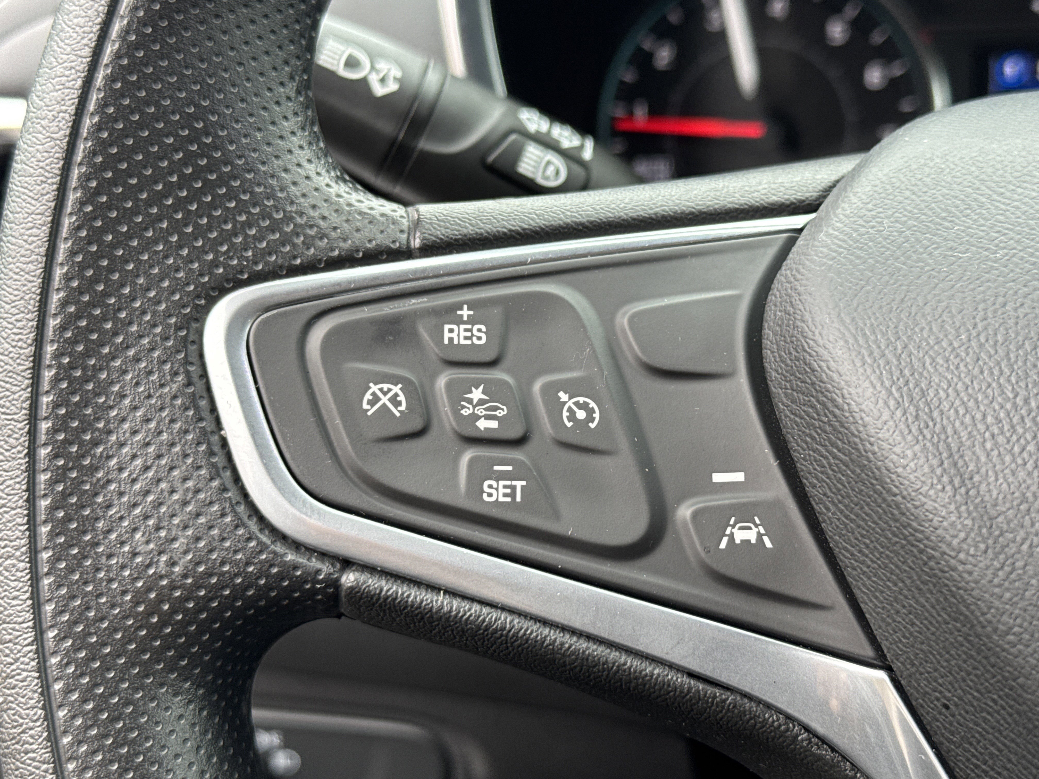 Used 2022 Chevrolet Equinox LT image 18