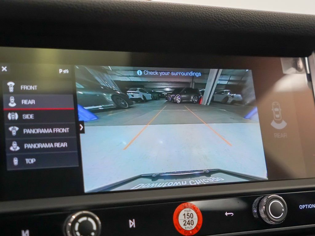 Certified 2025 Porsche Macan image 31