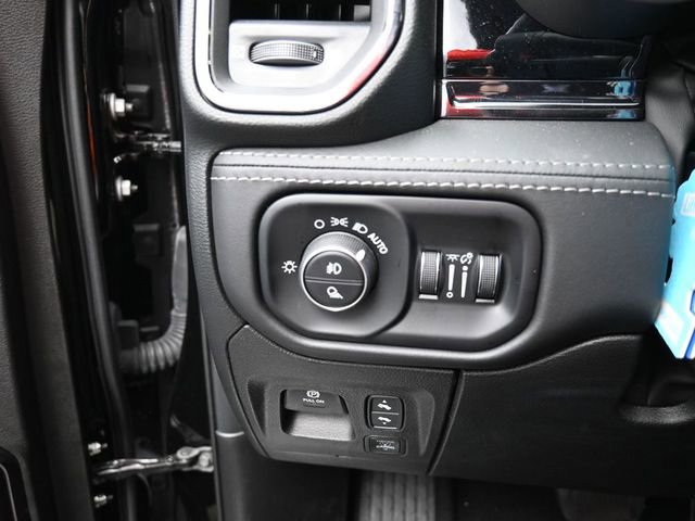 Used 2025 RAM 1500 Limited image 20
