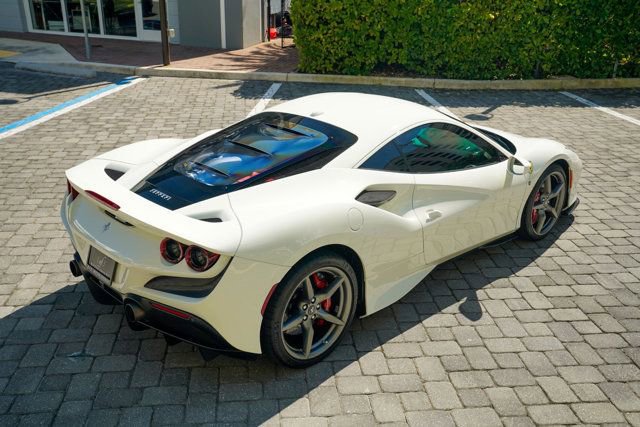 Used 2021 Ferrari F8 Tributo image 28