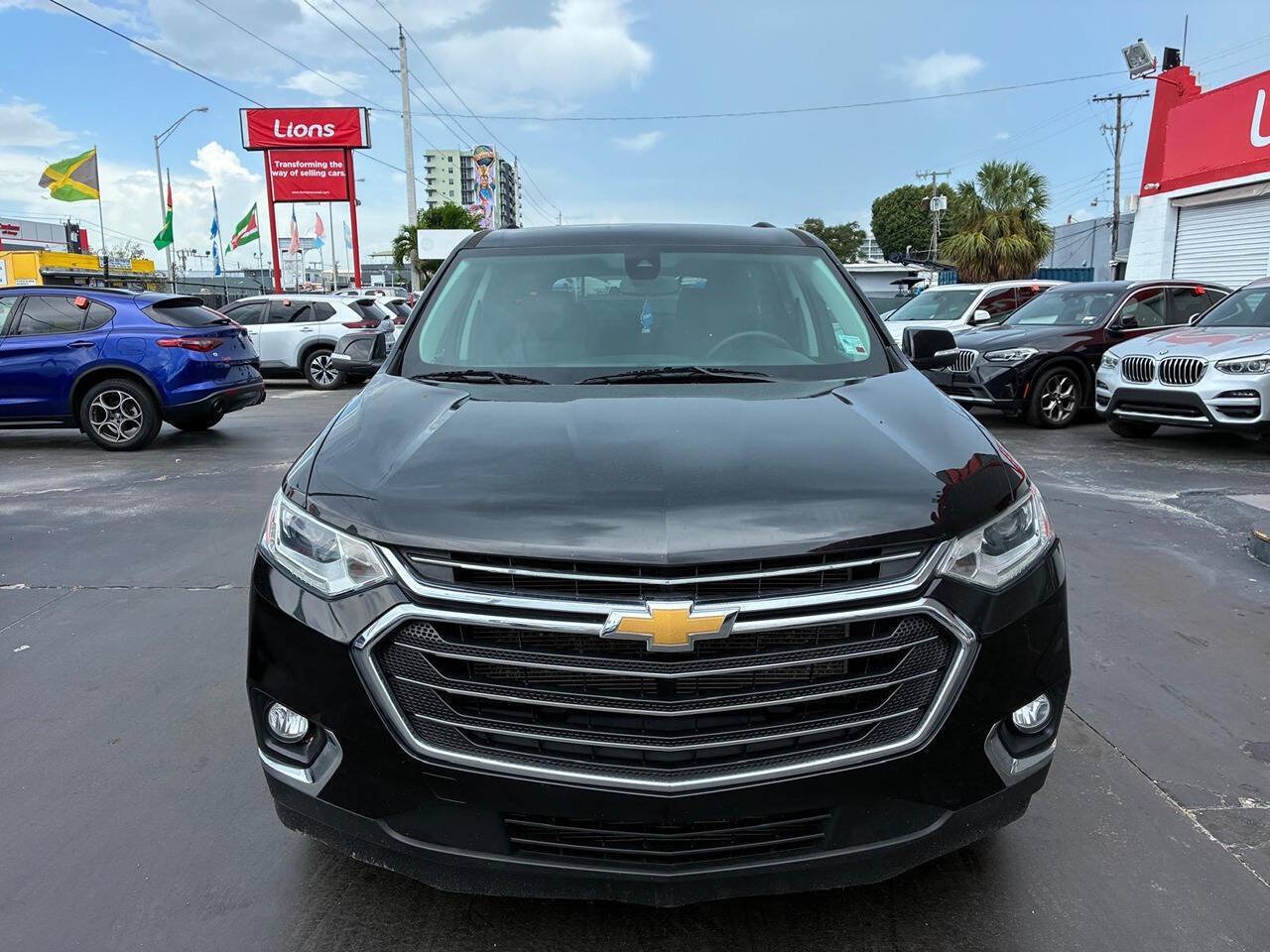 Used 2021 Chevrolet Traverse LT