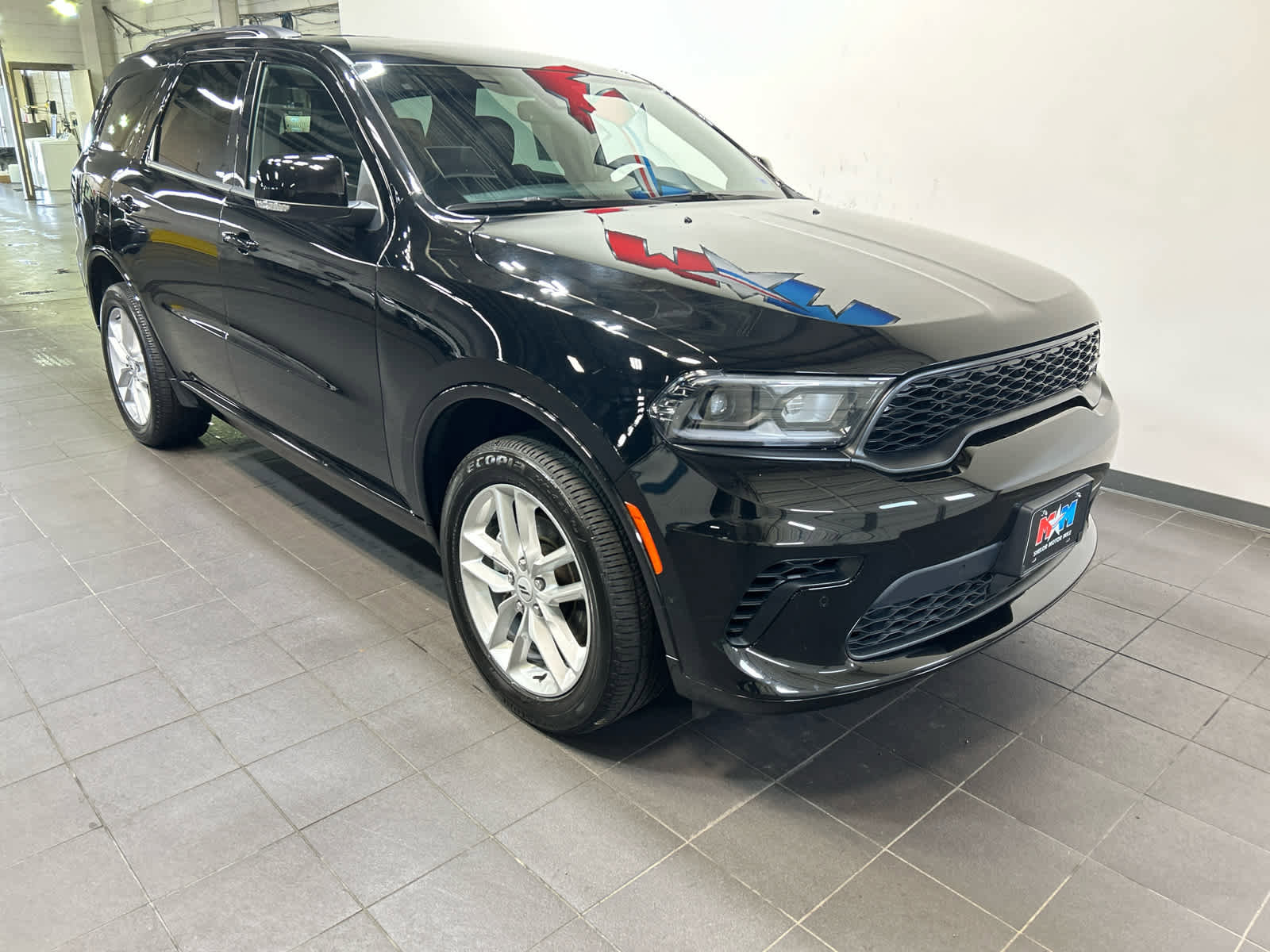 Used 2025 Dodge Durango GT AWD/4WD image 2