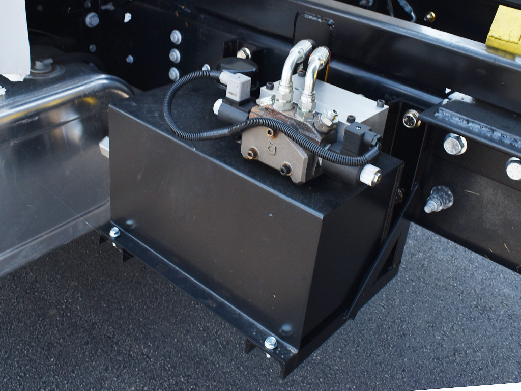 New 2027 Ford F650 2WD Regular Cab Super Duty image 24