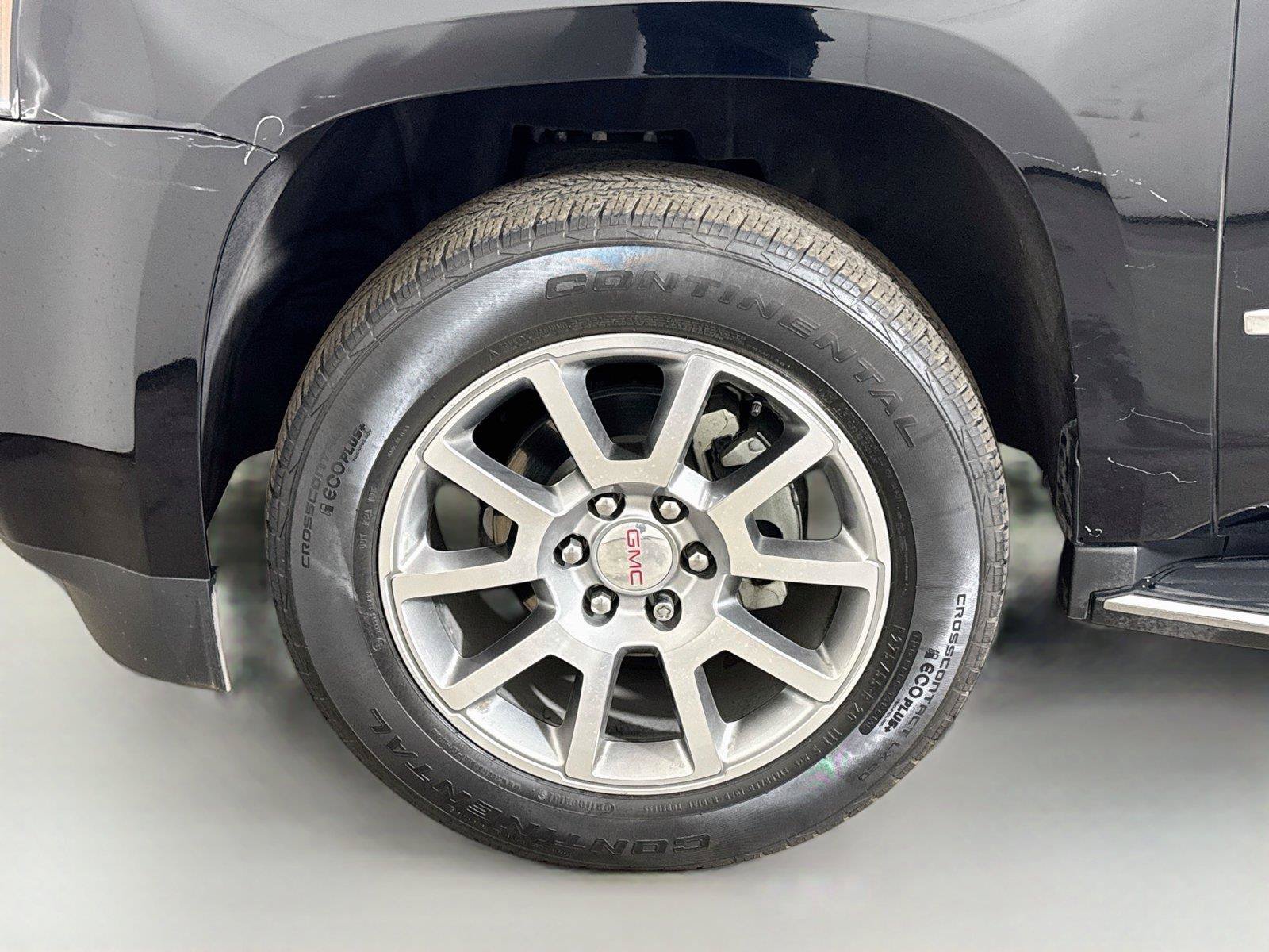 Used 2019 GMC Yukon Denali w/ Open Road Package RWD image 33