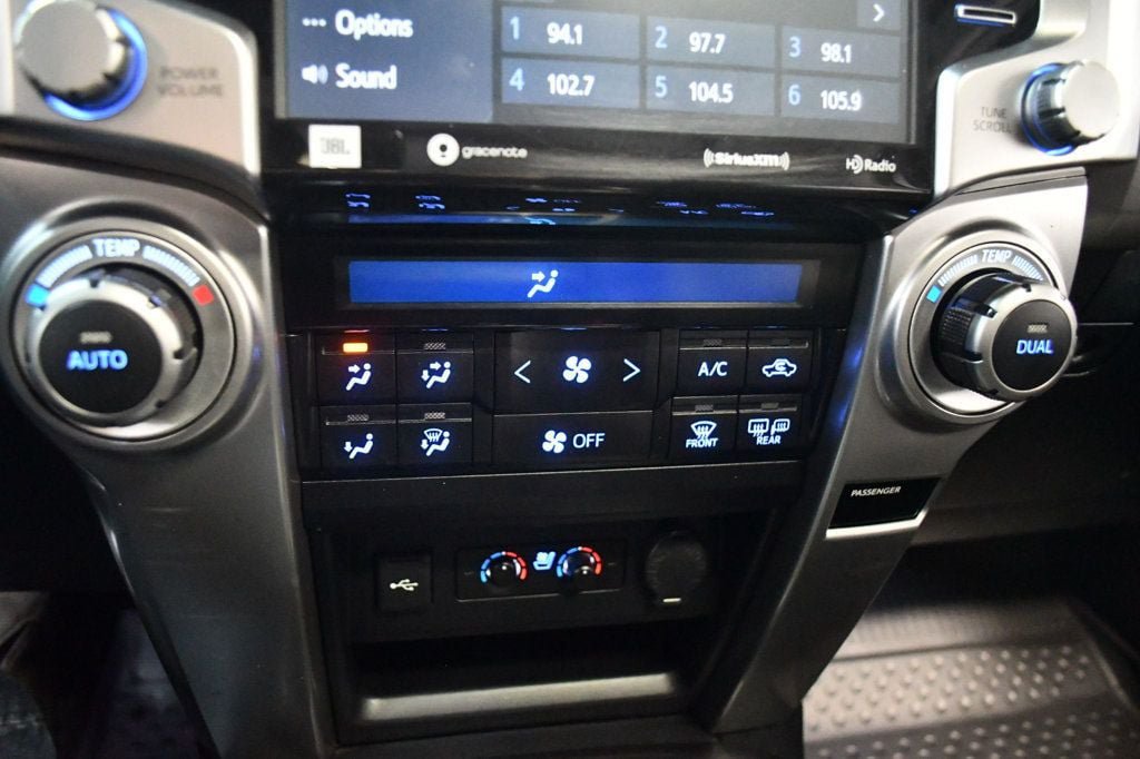 Used 2020 Toyota 4Runner Limited AWD/4WD image 62