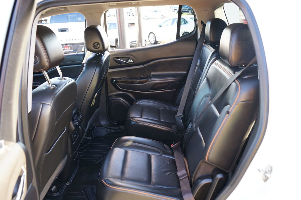 Used 2023 GMC Acadia AT4 w/ Preferred Package AWD/4WD image 11