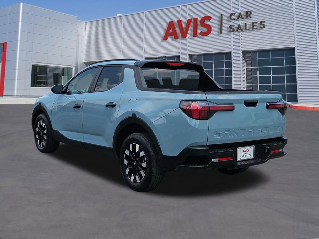 Used 2025 Hyundai Santa Cruz SEL FWD image 3