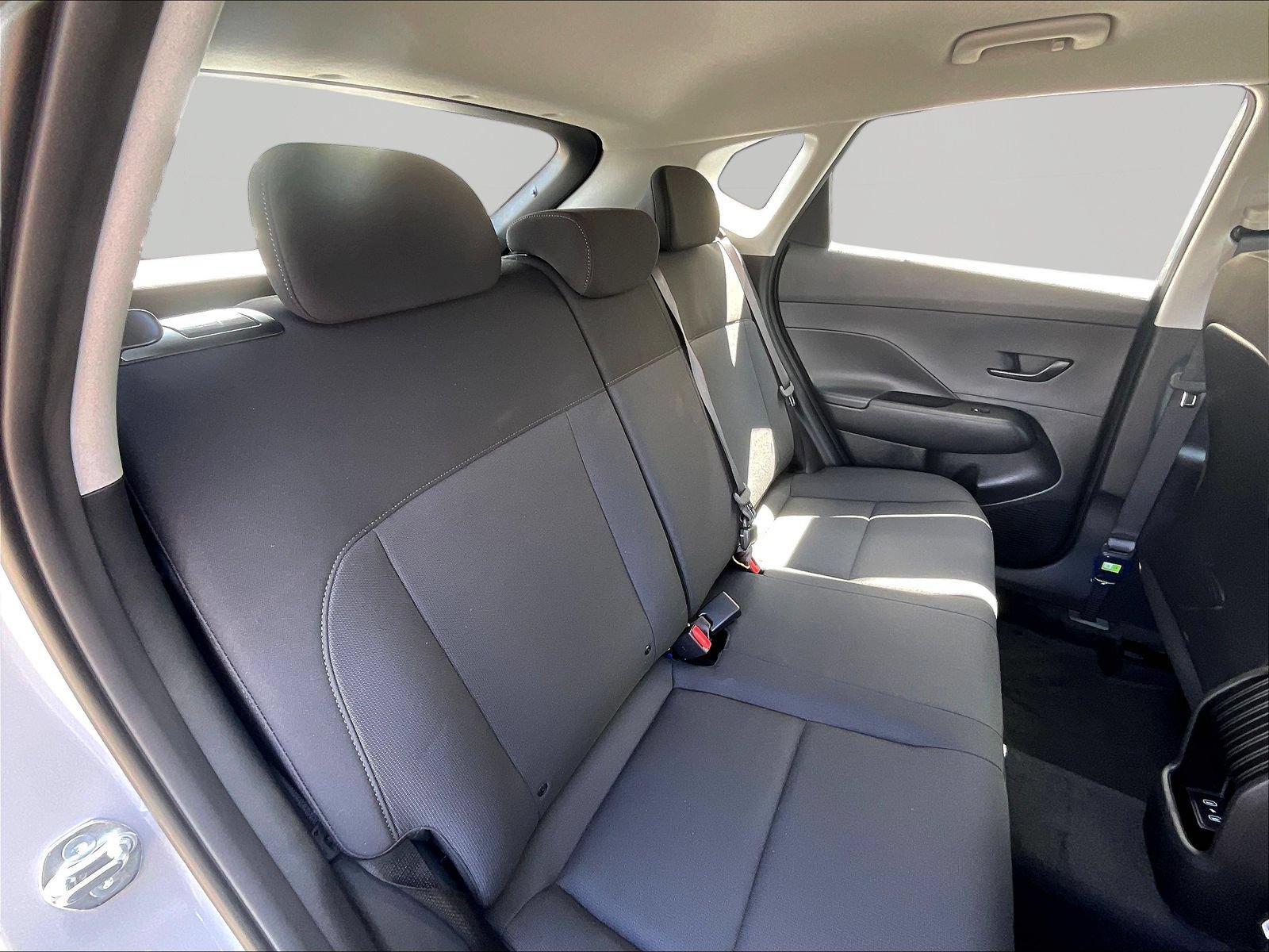 New 2027 Hyundai Kona SE AWD/4WD image 19