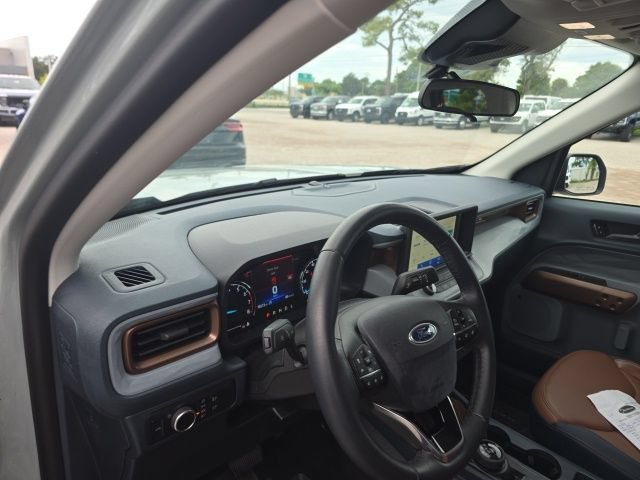 Used 2024 Ford Maverick Lariat AWD/4WD image 9