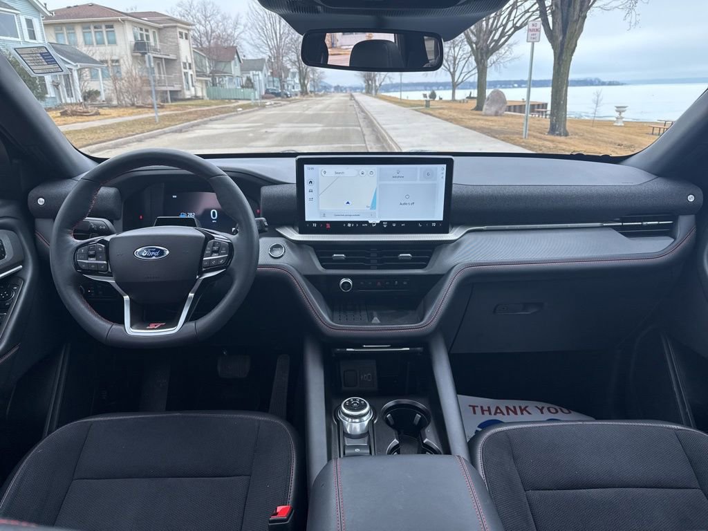 Used 2025 Ford Explorer ST image 21