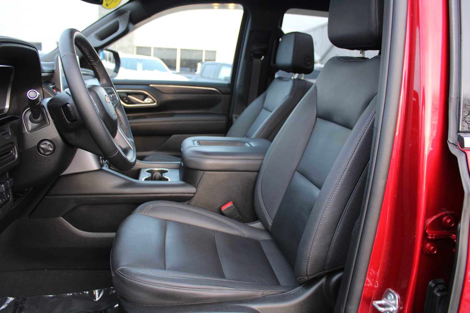 Certified 2023 Chevrolet Suburban LT w/ LT Signature Package image 9