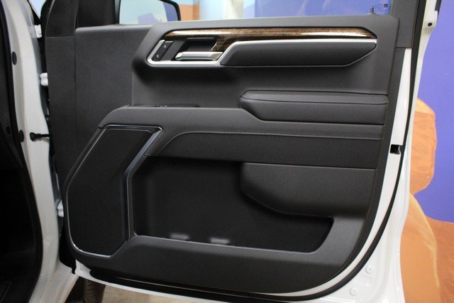 New 2026 GMC Sierra 1500 Elevation image 9