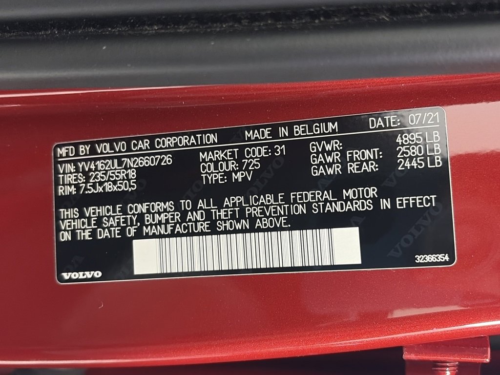 Used 2022 Volvo XC40 T5 Inscription image 9