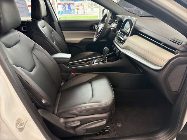 Used 2024 Jeep Compass Limited AWD/4WD image 9