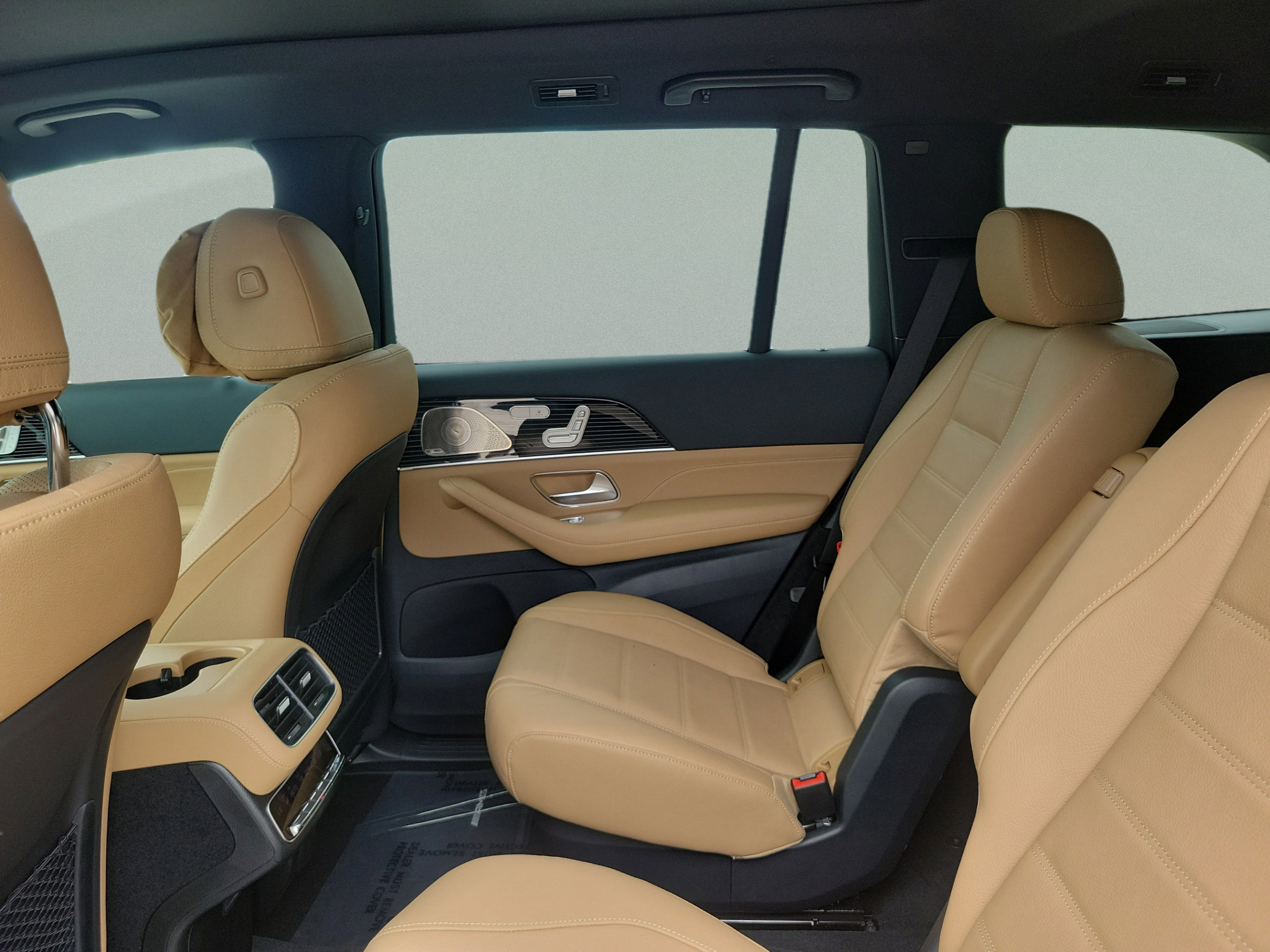 New 2026 Mercedes-Benz GLS 450 4MATIC image 6