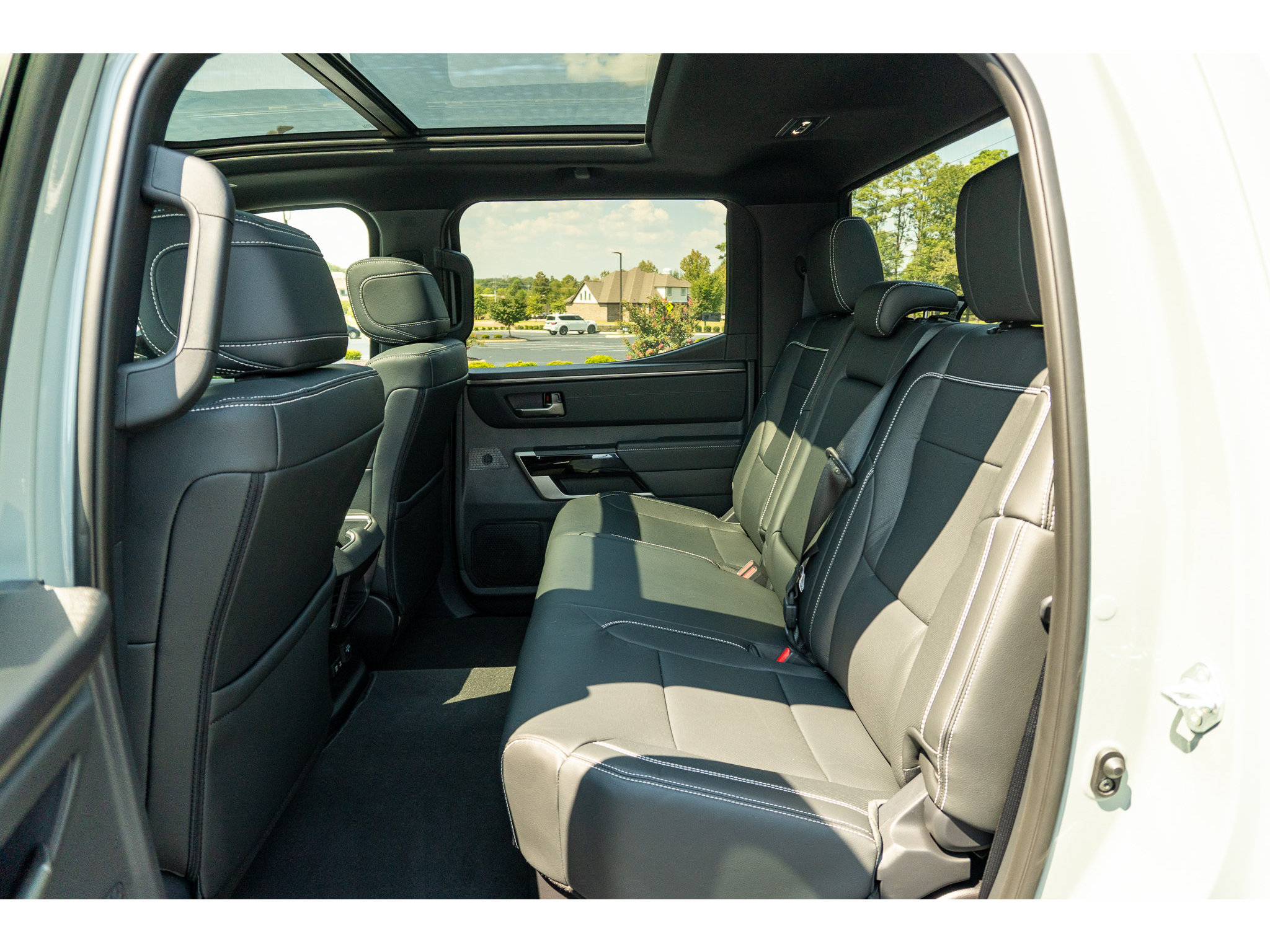 New 2026 Toyota Tundra Limited AWD/4WD image 14