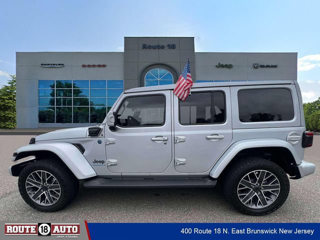 Used 2024 Jeep Wrangler High Altitude AWD/4WD image 7