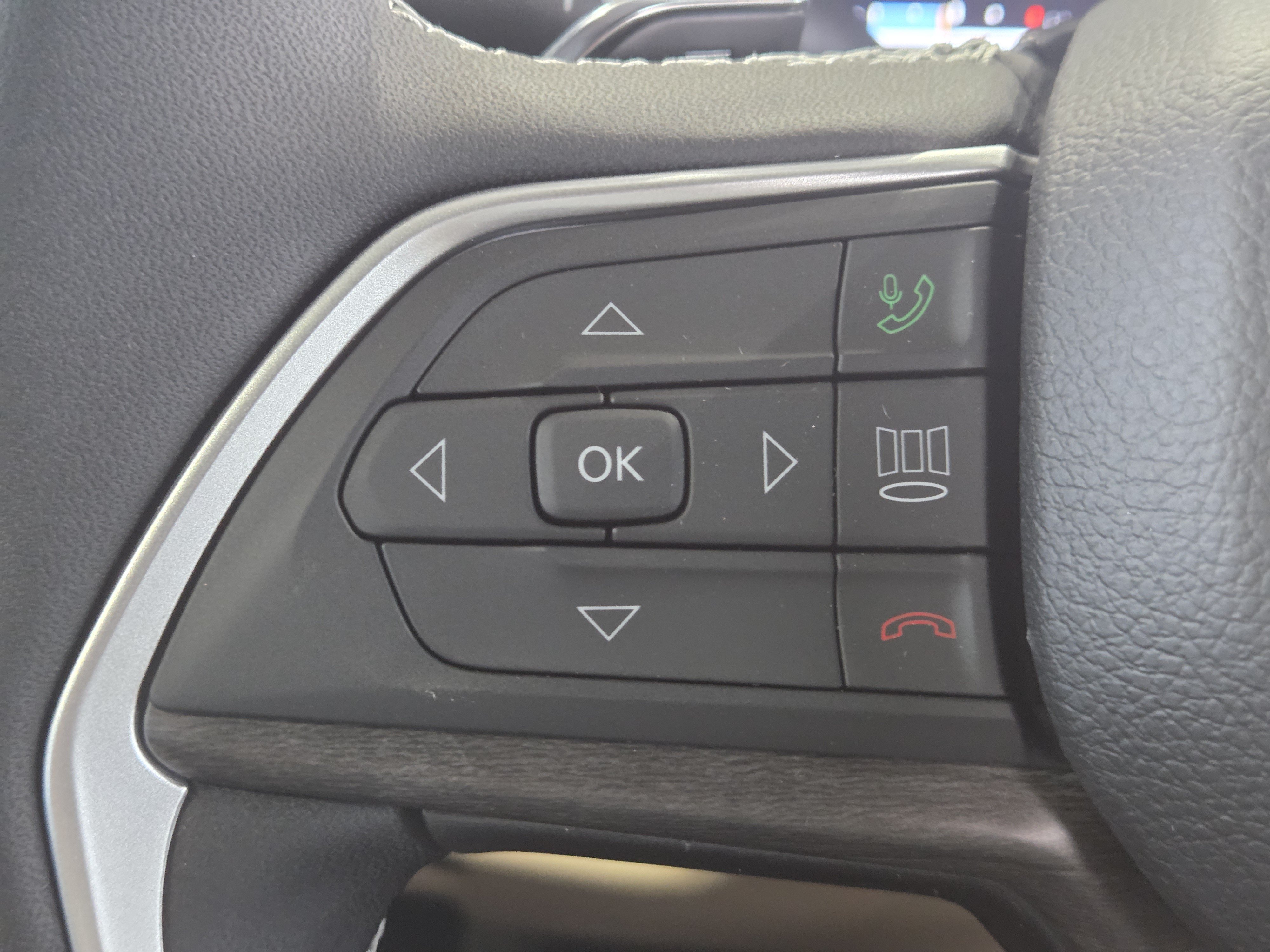New 2025 Jeep Grand Cherokee Limited RWD image 27