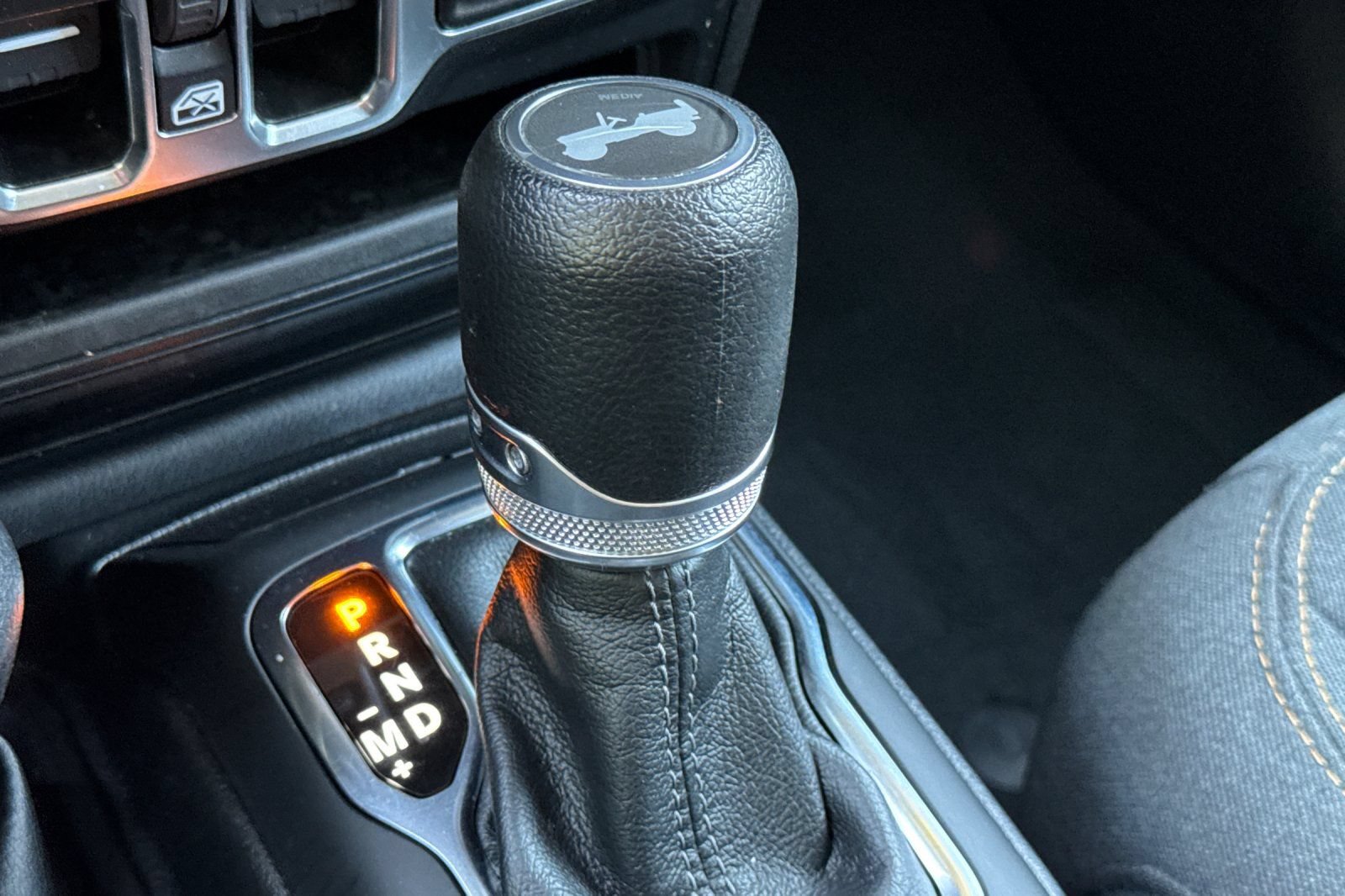 Used 2024 Jeep Wrangler Unlimited Sahara AWD/4WD image 23