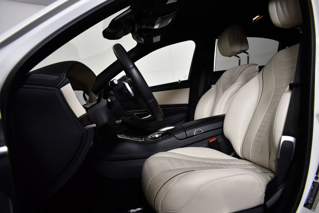 Used 2018 Mercedes-Benz S 560 Sedan image 23