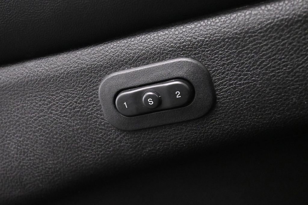 Used 2020 Dodge Durango GT AWD/4WD image 39