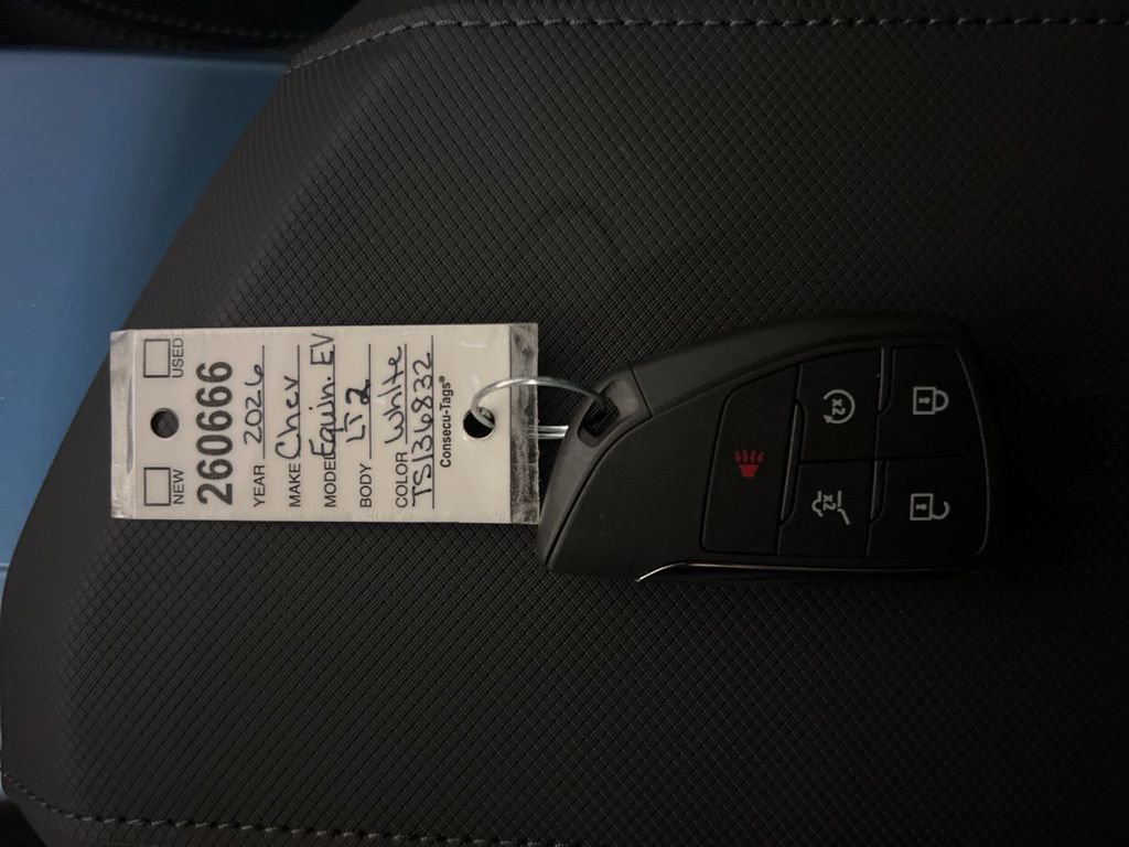 New 2026 Chevrolet Equinox EV LT image 20