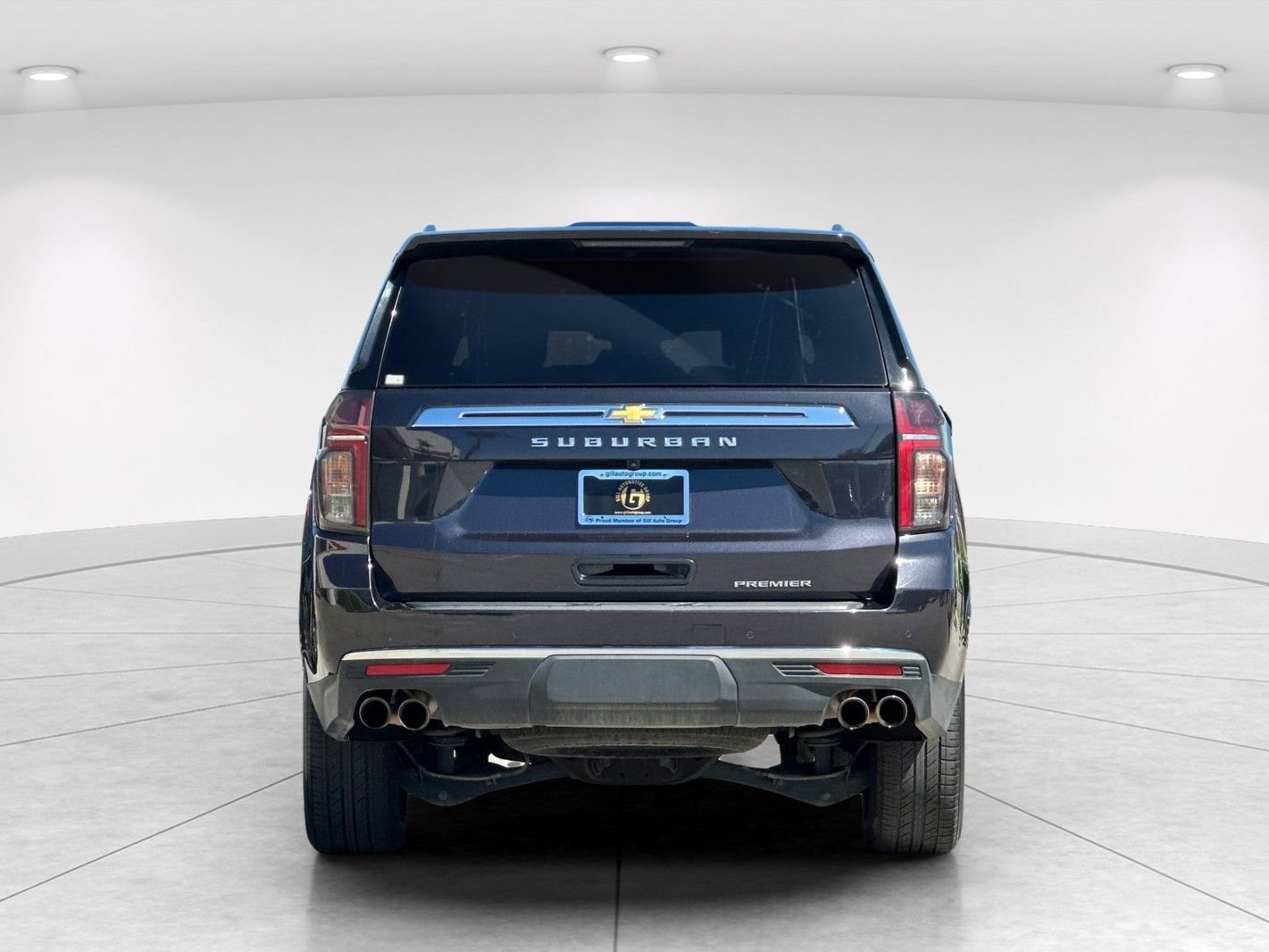 Used 2023 Chevrolet Suburban Premier AWD/4WD image 5