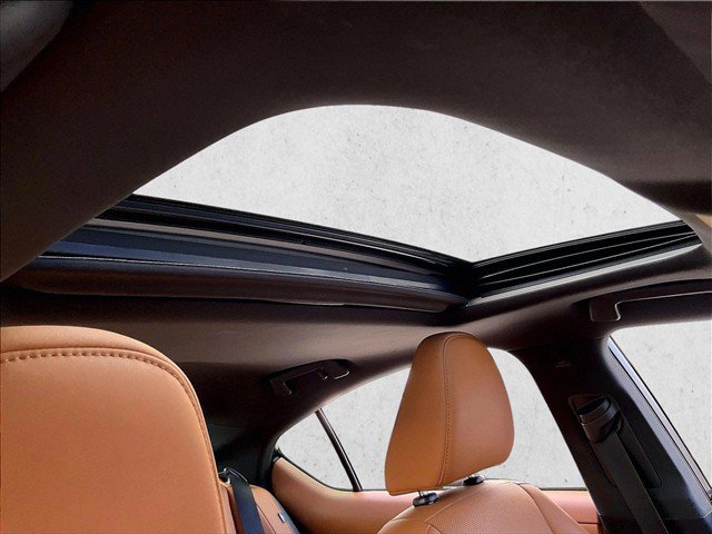 Used 2024 Lexus IS 350 F Sport RWD image 17
