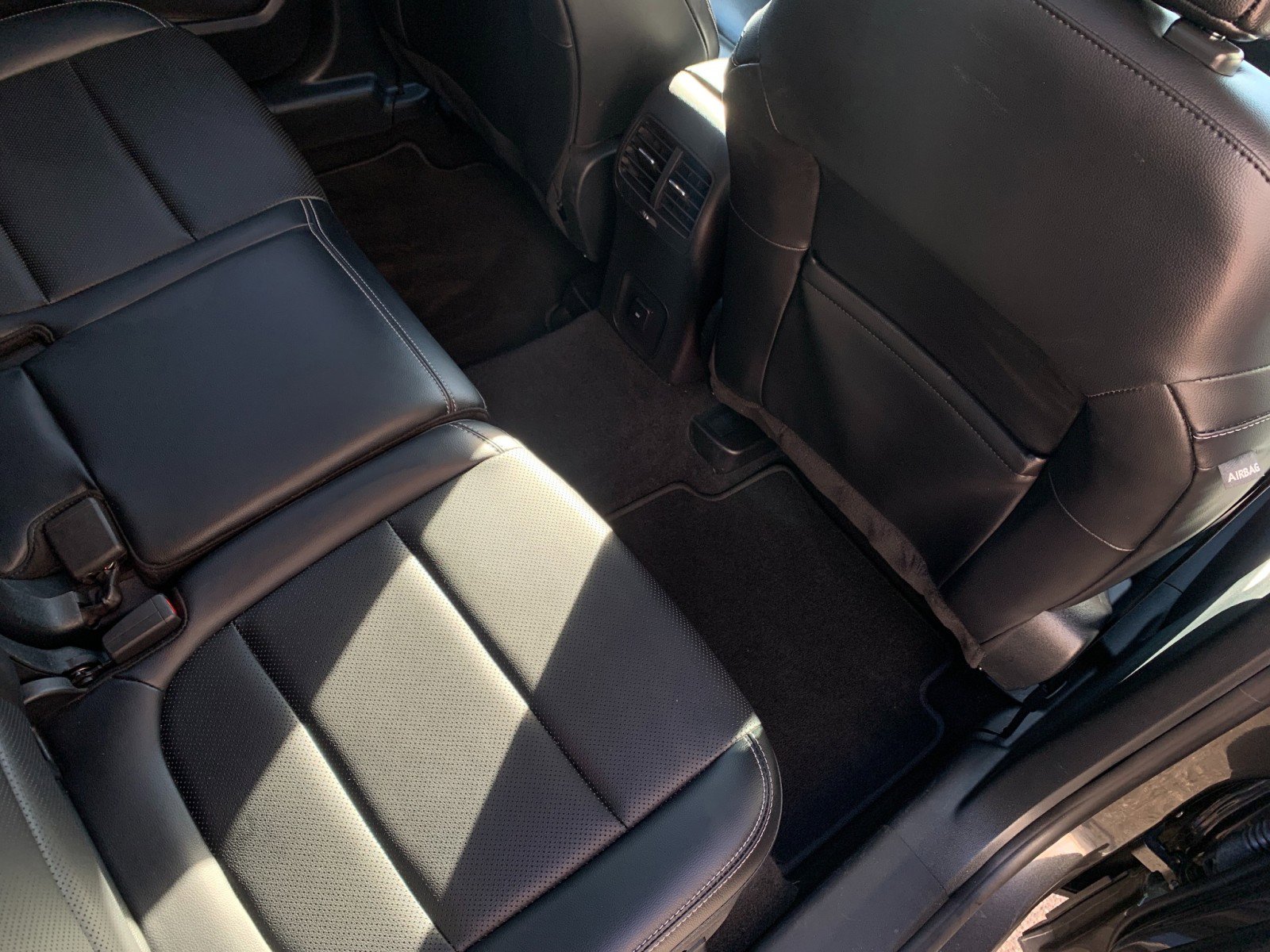 Used 2020 Ford Escape SEL image 35