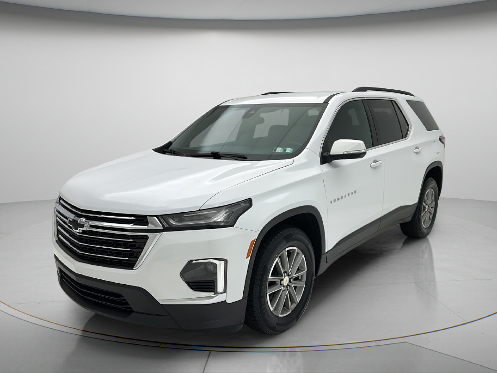Used 2023 Chevrolet Traverse LT w/ LPO, Floor Liner Package AWD/4WD image 3