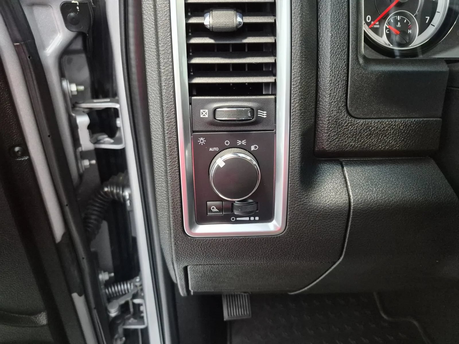 Used 2022 RAM 1500 Warlock w/ Warlock All Terrain Package AWD/4WD image 23