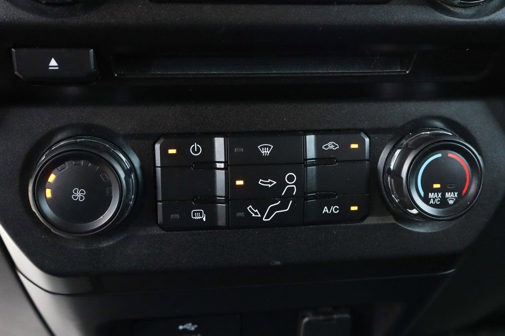 Used 2017 Ford F550 2WD Crew Cab Super Duty image 36