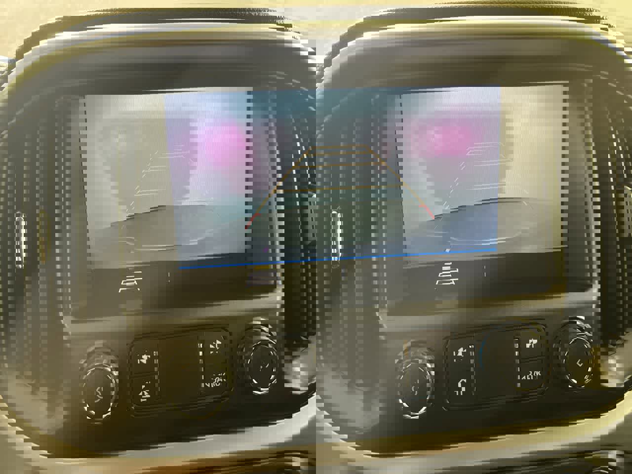 Used 2022 Chevrolet Colorado LT w/ Fleet Safety Package image 19