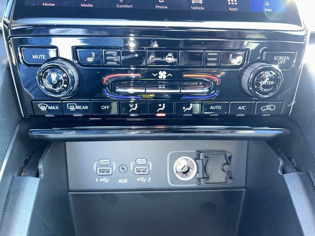 New 2025 Jeep Grand Cherokee L Limited w/ Black Appearance Package image 30