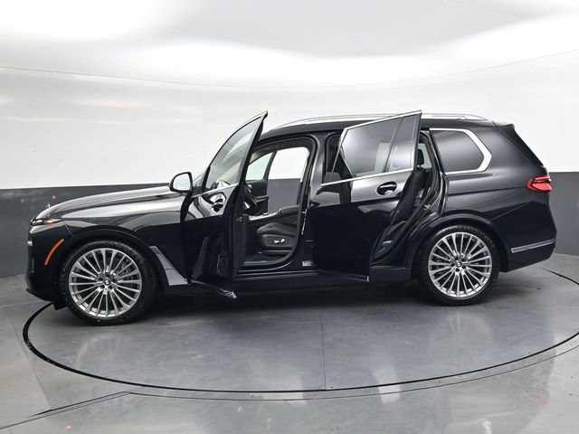 New 2026 BMW X7 xDrive40i image 40