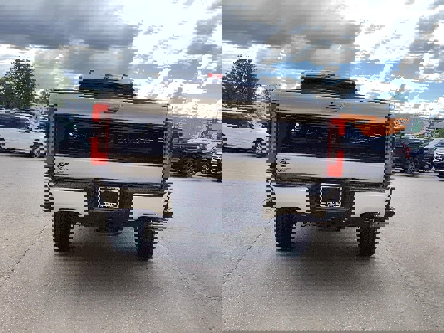 New 2026 Ford F250 Platinum image 3