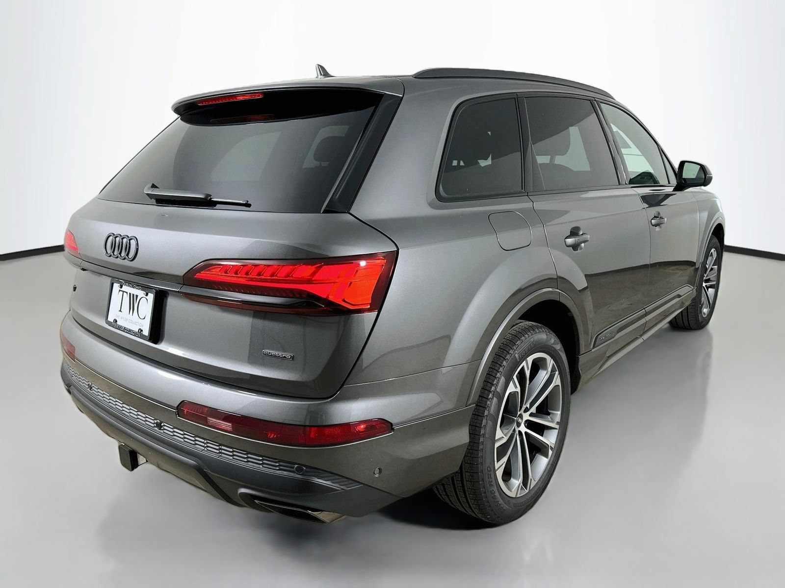 New 2026 Audi Q7 2.0T Premium Plus AWD/4WD image 5